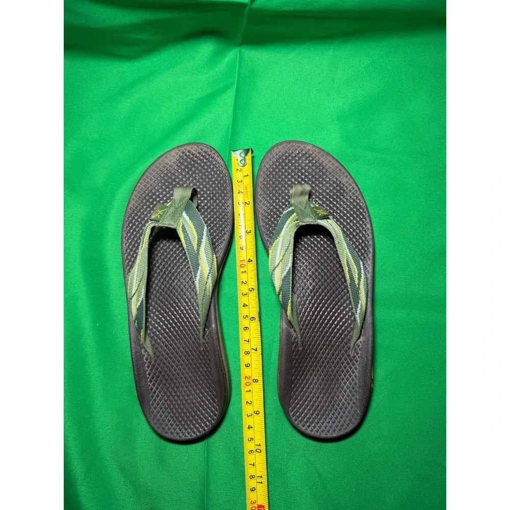Chaco Ecotread Flip Flop Sandals Mens Green Yellow Patterned Straps Outdoor